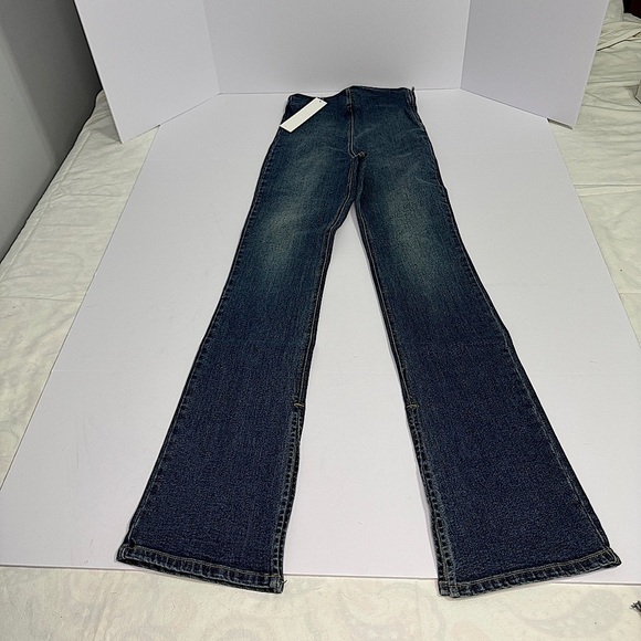 EB Denim Flared Split Hem Jeggings High Rise USA
Made Grunge Gradeschool Size S - Picture 1 of 10